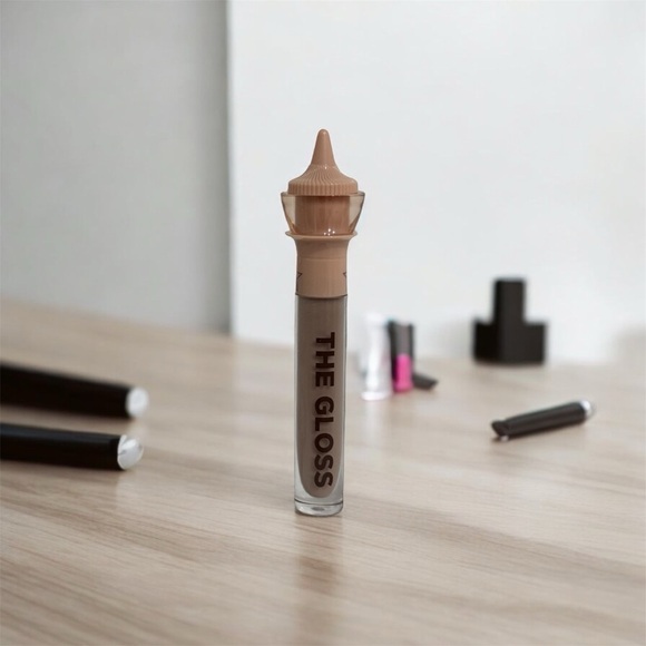 The Gloss by Jeffree Star - “Silk Rope” - Picture 3 of 16